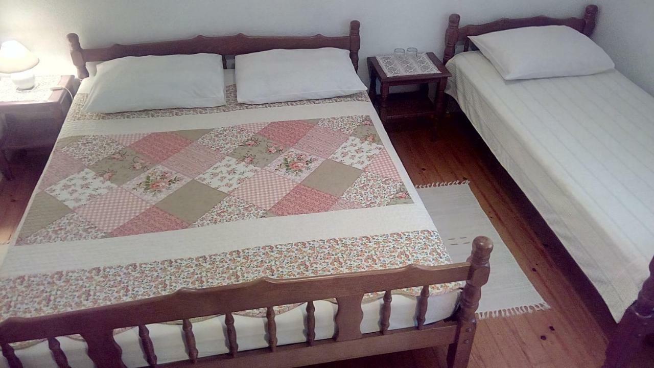 Apartment And Rooms Markovic Senj  Ngoại thất bức ảnh