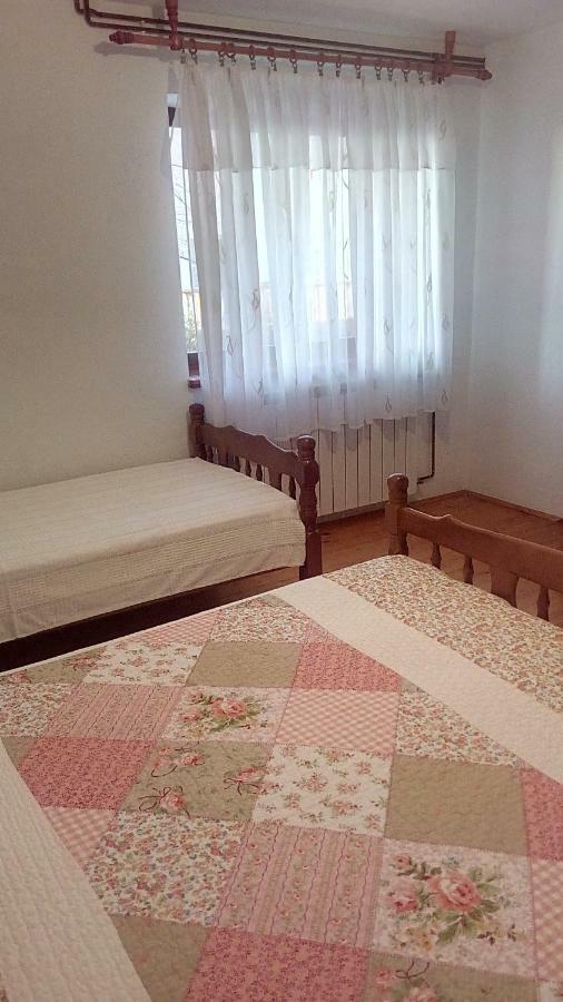Apartment And Rooms Markovic Senj  Ngoại thất bức ảnh